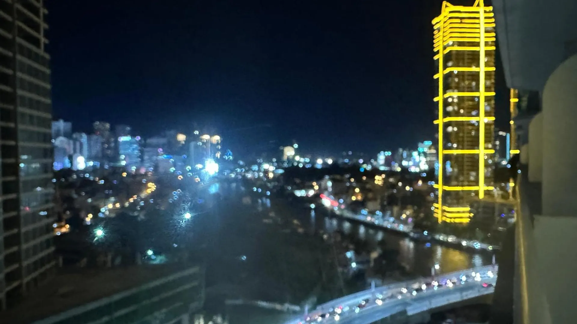 Rjmr Acqua Private Residence Mandaluyong Filipinas